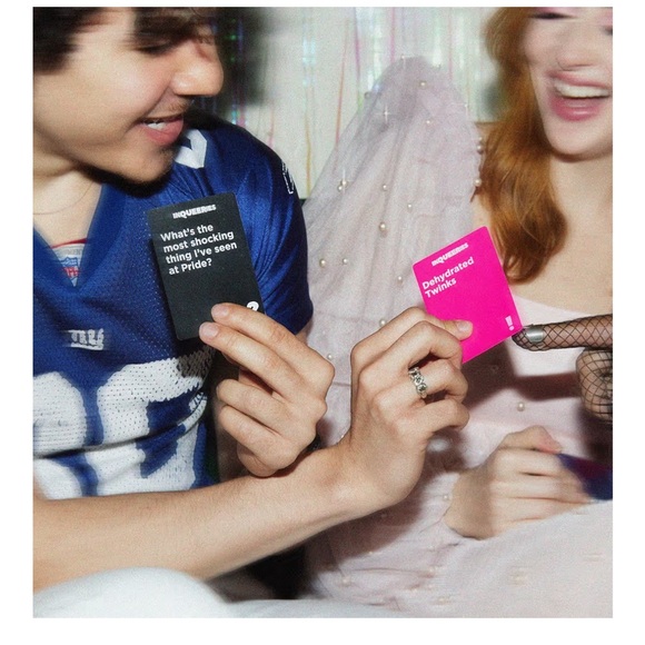 Inqueeries Party Game - Picture 3 of 7